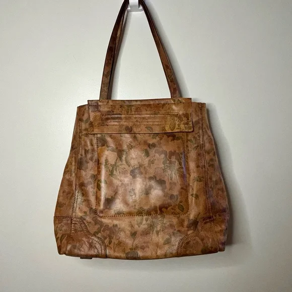 NWOT Frye Large Charlie Tote Shoulder Bag Floral Print on Brown Leather Pockets